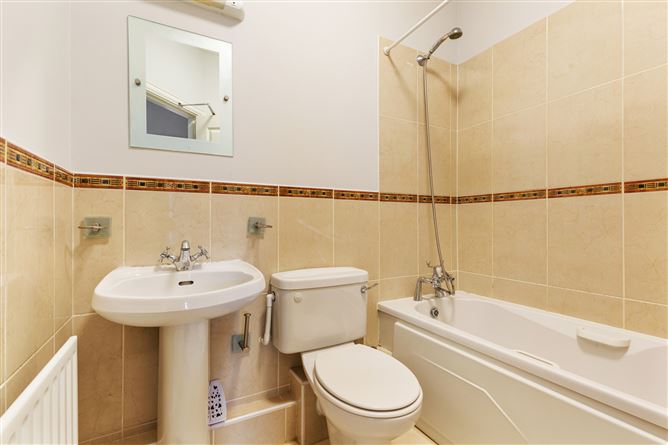 206 The Ash, Charleville Square, Rathfarnham, Dublin 14
