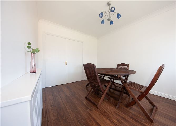7 Manorfields Dale, Castaheany, Clonee, Dublin 15