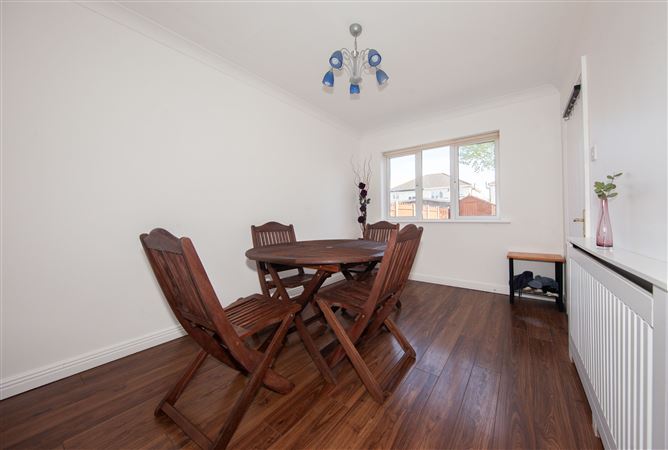 7 Manorfields Dale, Castaheany, Clonee, Dublin 15