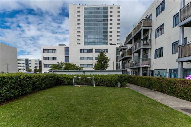 16 The Kilmore, Santry, Dublin 9