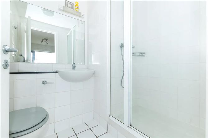 16 The Kilmore, Santry, Dublin 9