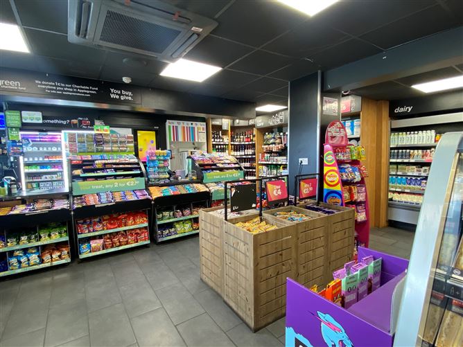Applegreen Service Station and Bungalow, Enfield, Meath