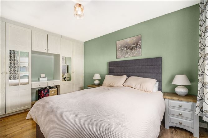 10 Meadowview, Sarsfield Road, Inchicore, Dublin 8
