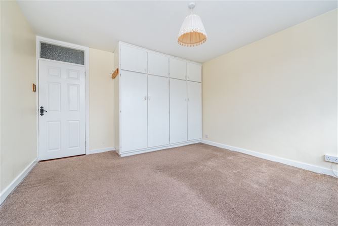 ERRIGAL’ 7 Hawthorn Close, Newbridge, Kildare
