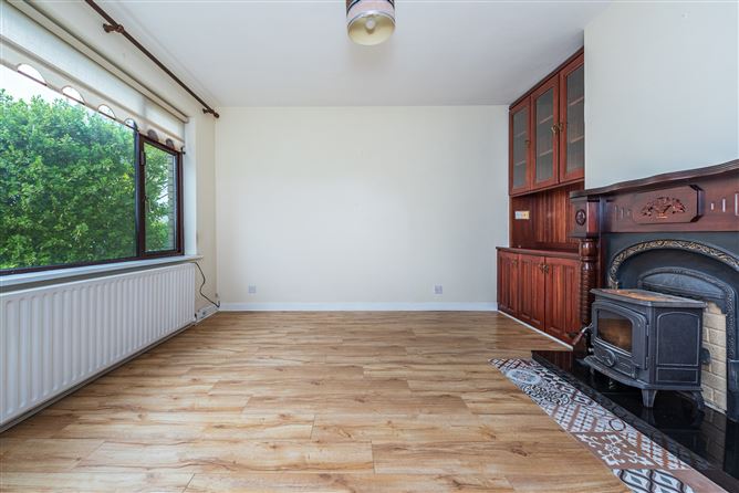 ERRIGAL’ 7 Hawthorn Close, Newbridge, Kildare