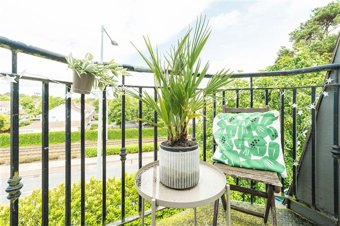 Apartment 48 Castle Lawn, Kilgobbin Wood , Sandyford, Dublin 18