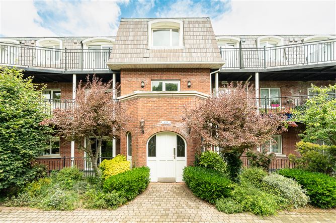 Apartment 48 Castle Lawn, Kilgobbin Wood , Sandyford, Dublin 18