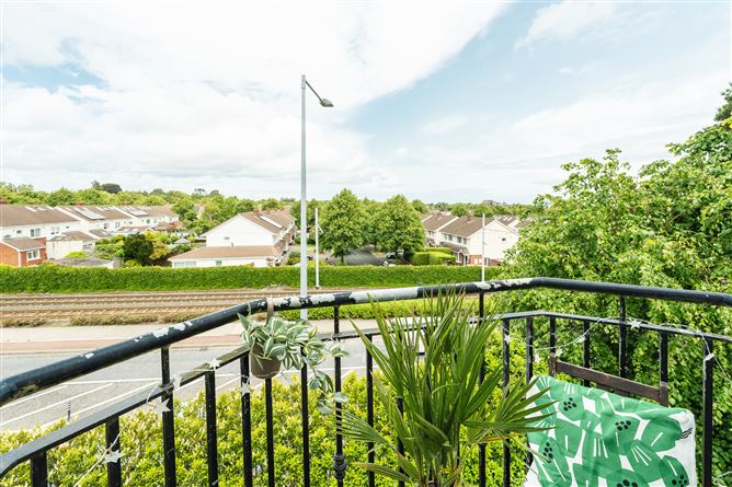 Apartment 48 Castle Lawn, Kilgobbin Wood , Sandyford, Dublin 18