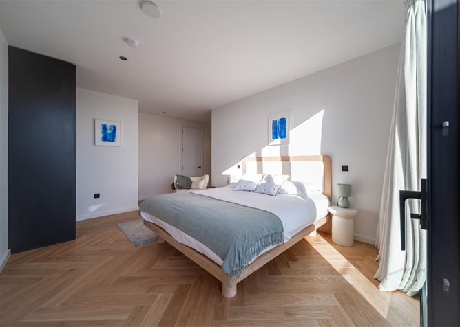https://photos-a.propertyimages.ie/media/1/8/1/4954181/28bab299-8fec-42c3-8757-d584ce9b7597_l.jpg
