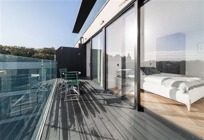 https://photos-a.propertyimages.ie/media/1/8/1/4954181/28bab299-8fec-42c3-8757-d584ce9b7597_l.jpg