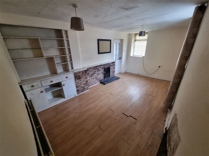 1 Saint Nicholas Square, Ballymacthomas, Blarney Street, Co. Cork