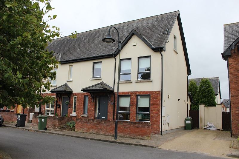 17 Alderwood , Hollystown, Dublin 15