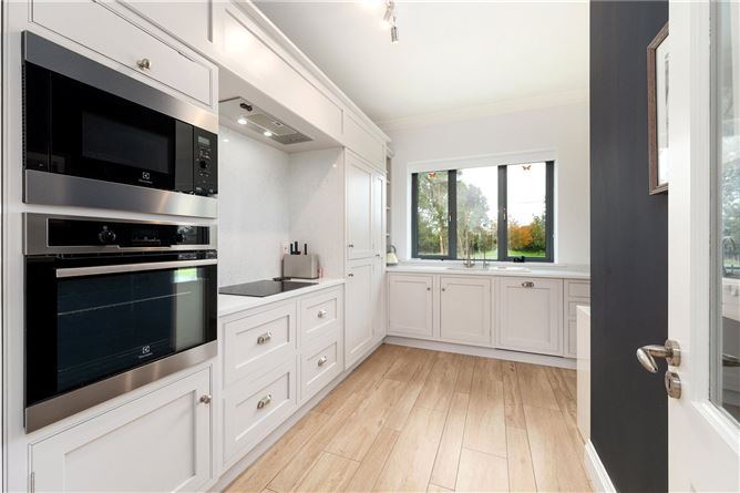 Saint Clerans Manor, Saint Clerans, Craughwell, Co. Galway