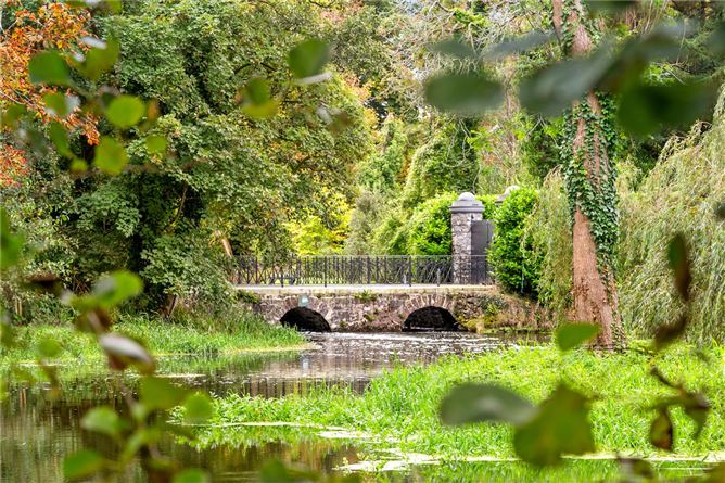 Saint Clerans Manor, Saint Clerans, Craughwell, Co. Galway