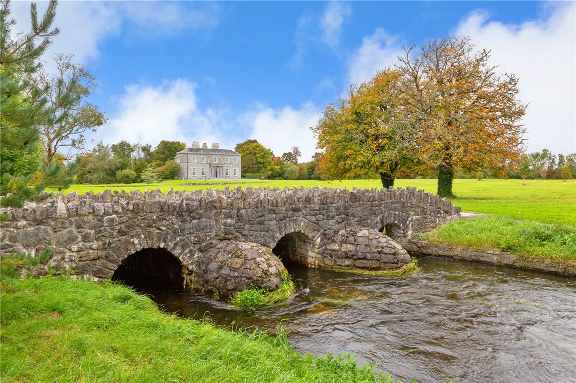 Saint Clerans Manor, Saint Clerans, Craughwell, Co. Galway
