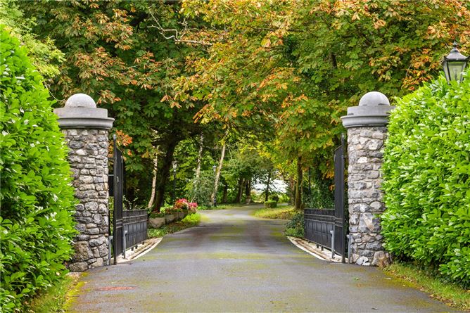 Saint Clerans Manor, Saint Clerans, Craughwell, Co. Galway