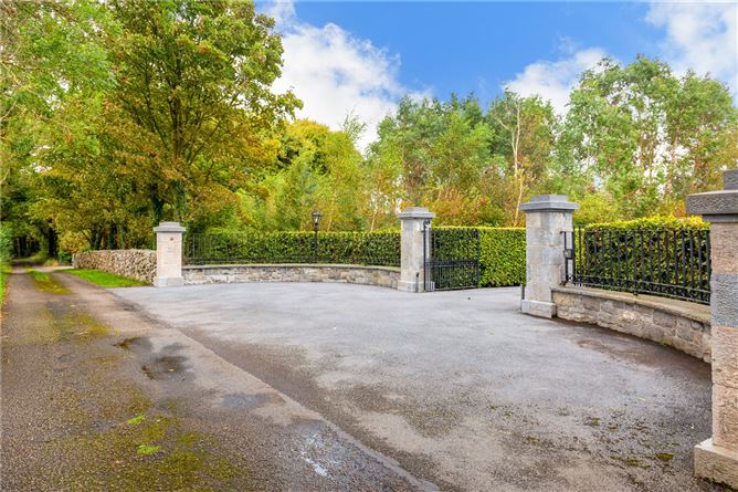 Saint Clerans Manor, Saint Clerans, Craughwell, Co. Galway