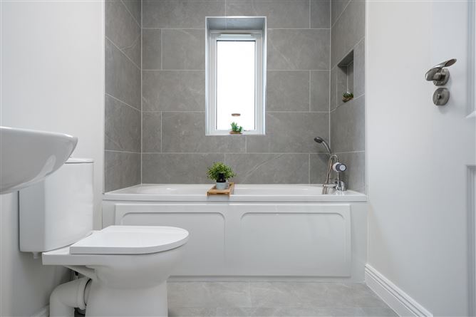 38 Blackrath Vale, Athgarvan, Newbridge, Co. Kildare