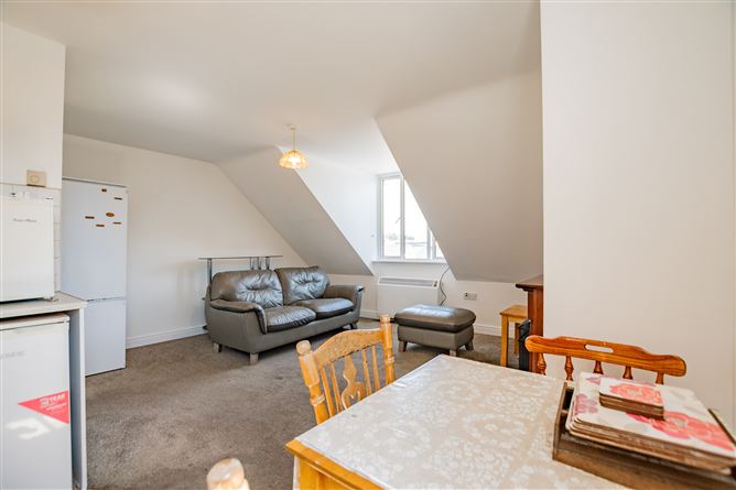 Photo 11 of 17 — Apartment 17, Block C, Friars Court, McCurtain Street, Mullingar, Co. Westmeath