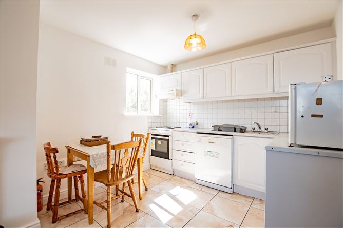 Photo 10 of 17 — Apartment 17, Block C, Friars Court, McCurtain Street, Mullingar, Co. Westmeath