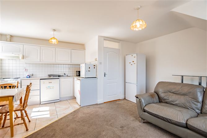 Photo 9 of 17 — Apartment 17, Block C, Friars Court, McCurtain Street, Mullingar, Co. Westmeath