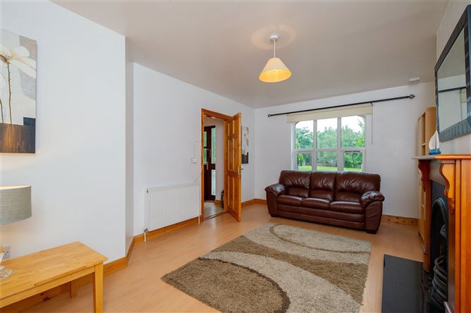 8 Edel Grove, Churchfield, Castlemagner, Co. Cork.