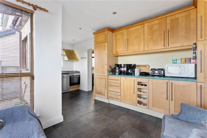 2 Broadford Rise, Ballinteer,   Dublin 16