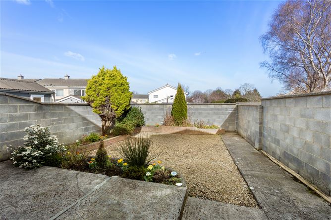 2 Broadford Rise, Ballinteer,   Dublin 16