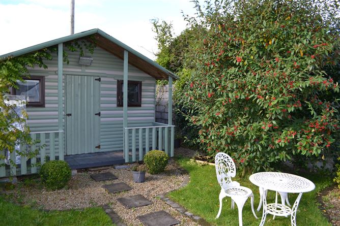 42 Castlegrounds, Corofin, Galway
