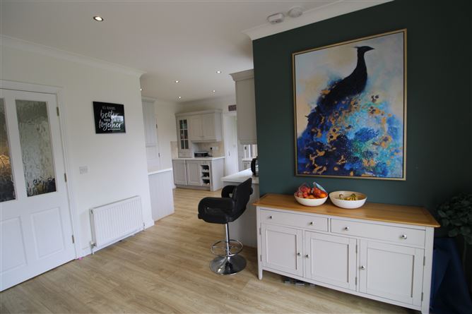 42 Castlegrounds, Corofin, Galway