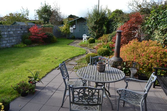 42 Castlegrounds, Corofin, Galway