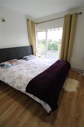 42 Castlegrounds, Corofin, Galway