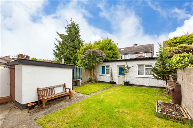 7 Crestfield Avenue, Whitehall, Dublin 9