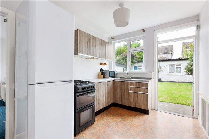 7 Crestfield Avenue, Whitehall, Dublin 9