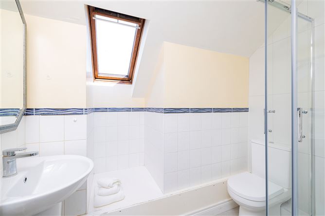 10 Marina Village , Malahide, Dublin