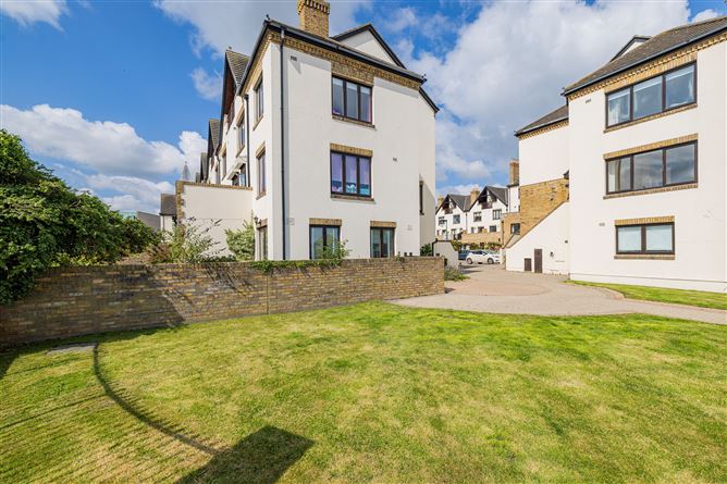 10 Marina Village , Malahide, Dublin