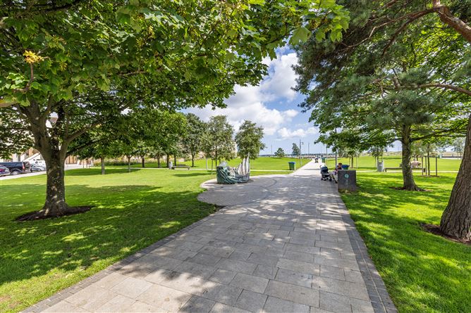 10 Marina Village , Malahide, Dublin