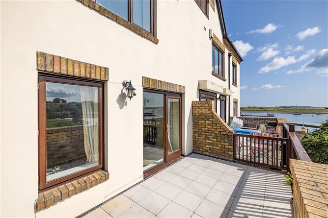 10 Marina Village , Malahide, Dublin