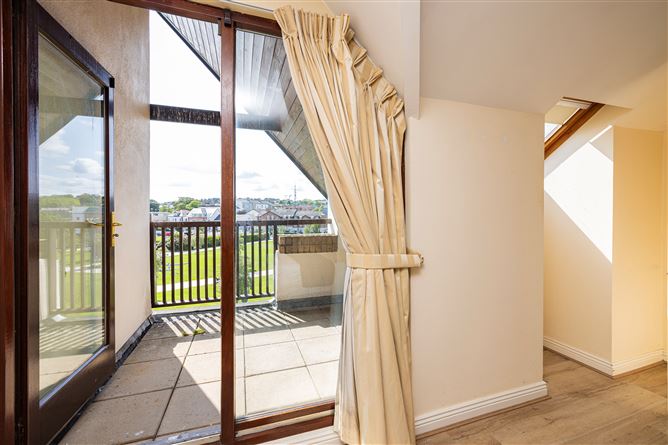 10 Marina Village , Malahide, Dublin