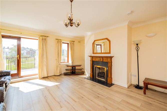 10 Marina Village , Malahide, Dublin