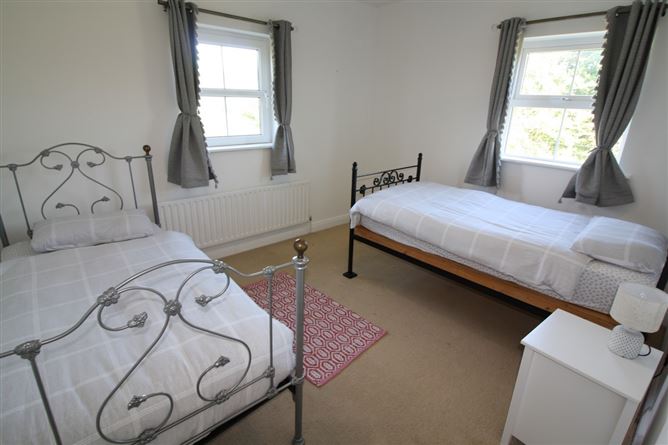 3 Uisce Saol, Westport, Mayo