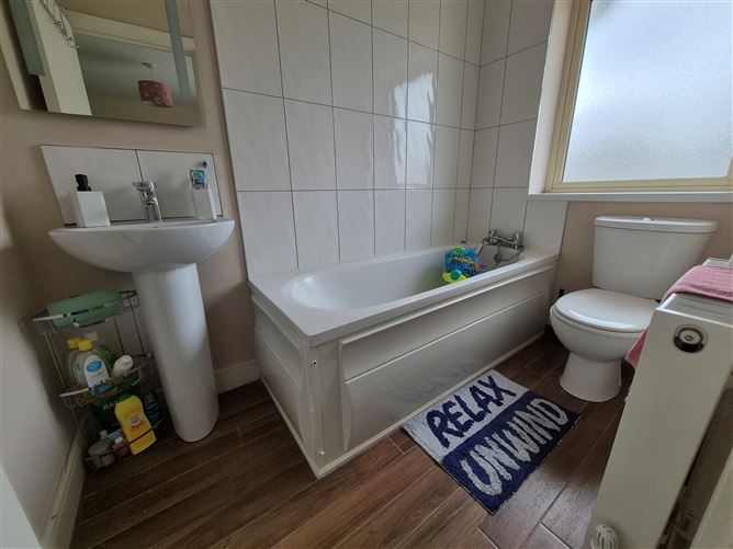 136 Knightswood, Matthews Lane, Drogheda, Meath