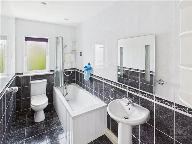 17 Carraig Cluain, Tullamore, Co. Offaly