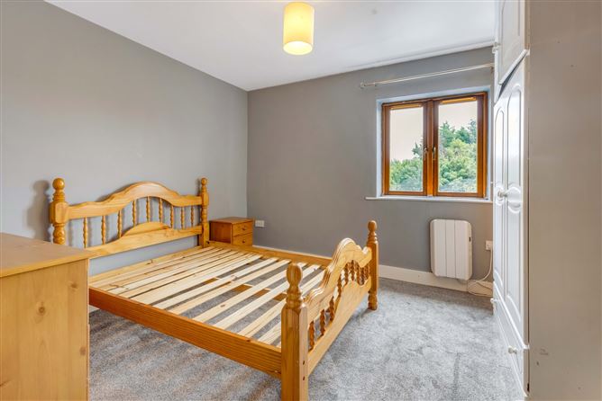 Photo 10 of 14 — 21 Cluain Aoibhinn Court, Swellan Lower, Cavan