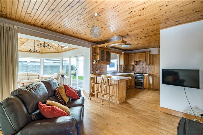Knockowen Road, Tullamore, Co. Offaly