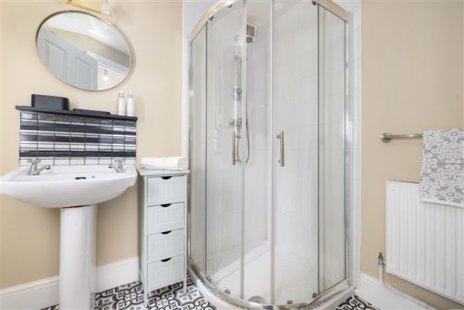 1 Roseville Terrace, Dublin Road, Bray, Co. Wicklow