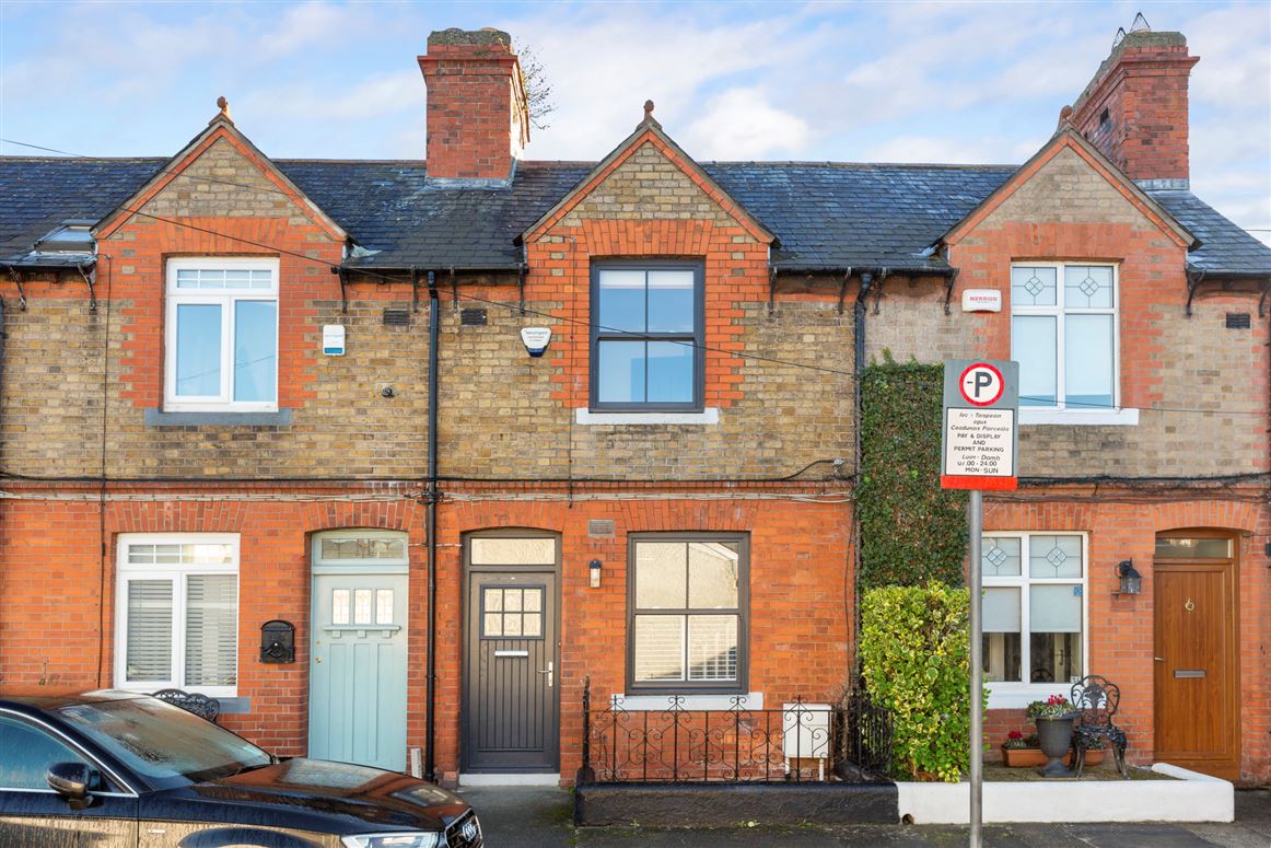 30 Dodder View Cottages, Ballsbridge, Dublin 4