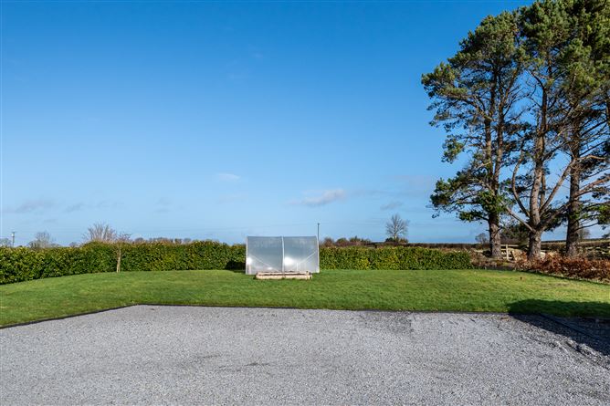 Clonlyon Glebe, Belmont, Co. Offaly