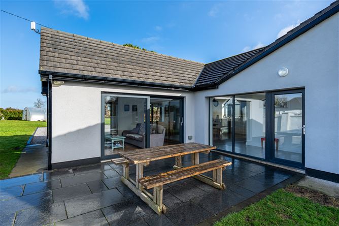 Clonlyon Glebe, Belmont, Co. Offaly
