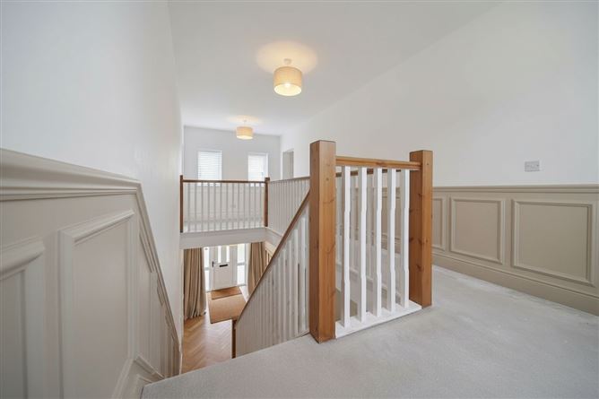 https://photos-a.propertyimages.ie/media/1/8/3/4911381/07c9daf2-a731-4da7-8460-81546eb3042e_l.jpg